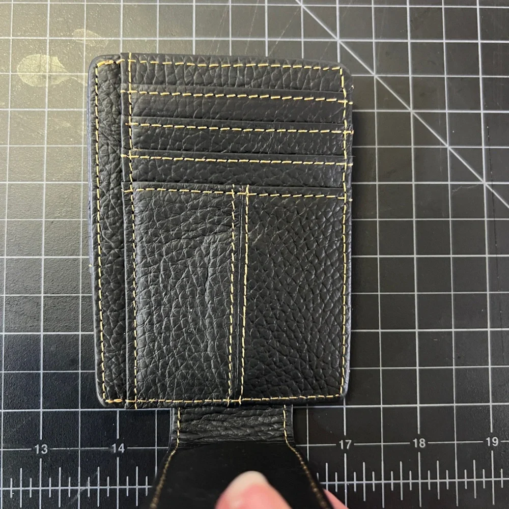 VGUC Leather credit card id card money clip